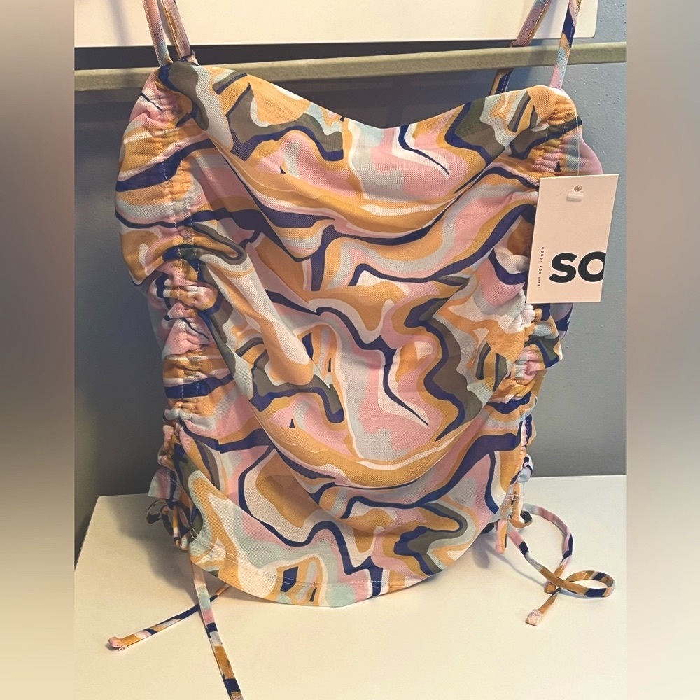 Printed crop top, NWT